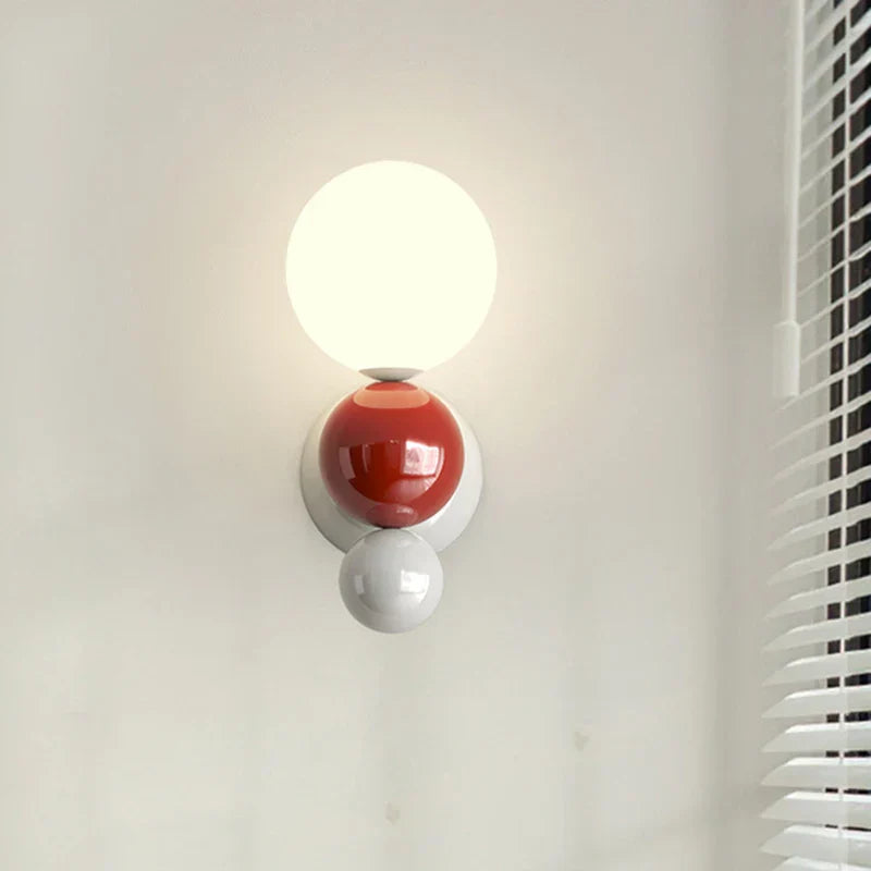 BubbleGlow – Moderne sphärische Wandleuchte