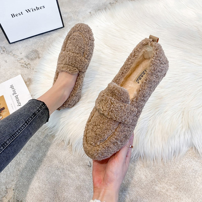 Ria Slip-on Schuhe – Zeitloser Stil und Ultimativer Komfort