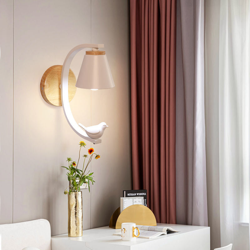 LumiAura – Stilvolle Wandhängende Schlafzimmertuete