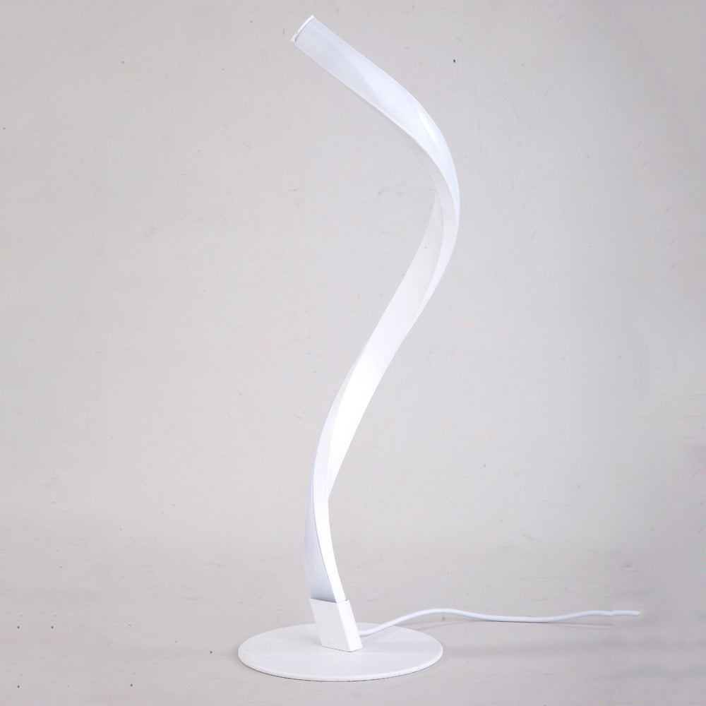 LumiSwivel - Moderne LED-Tischlampe mit drehbarem Design