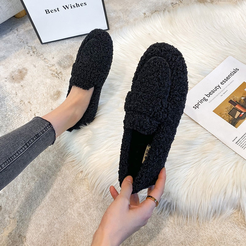 Ria Slip-on Schuhe – Zeitloser Stil und Ultimativer Komfort