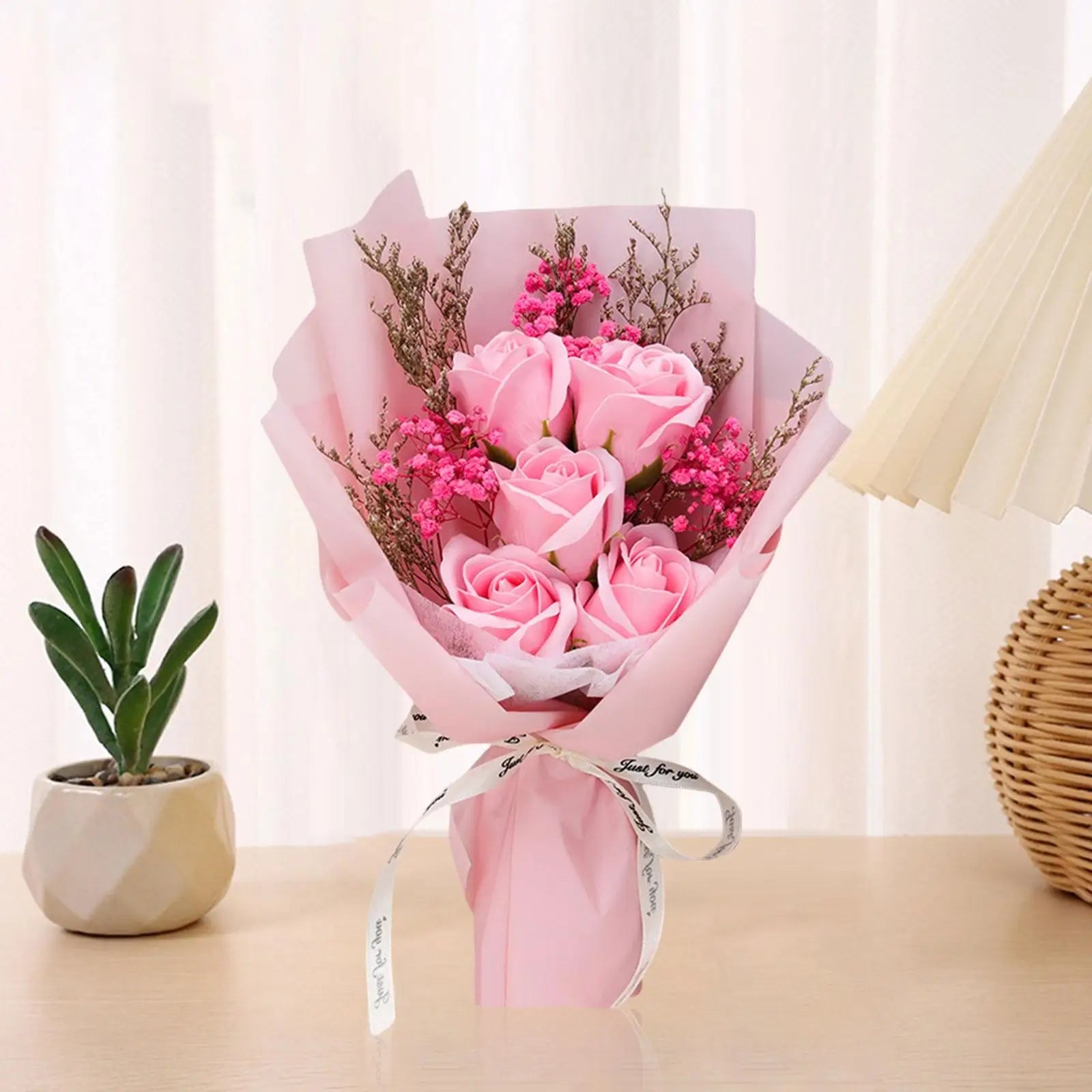 Blumenstrauß mit duftender Seife