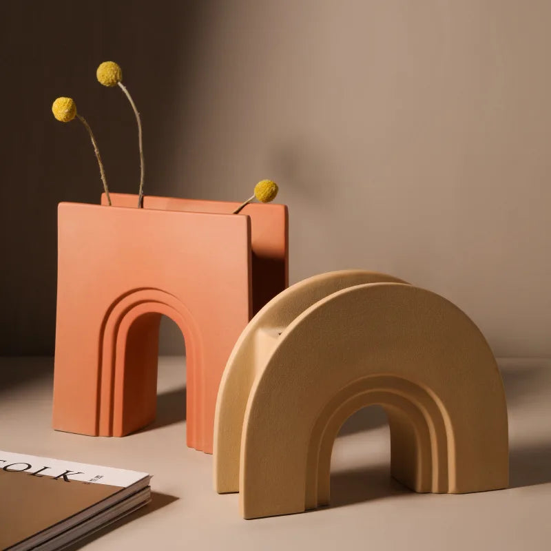 GeoSculpt Handgefertigte Keramikvase – Modernes Geometrisches Design