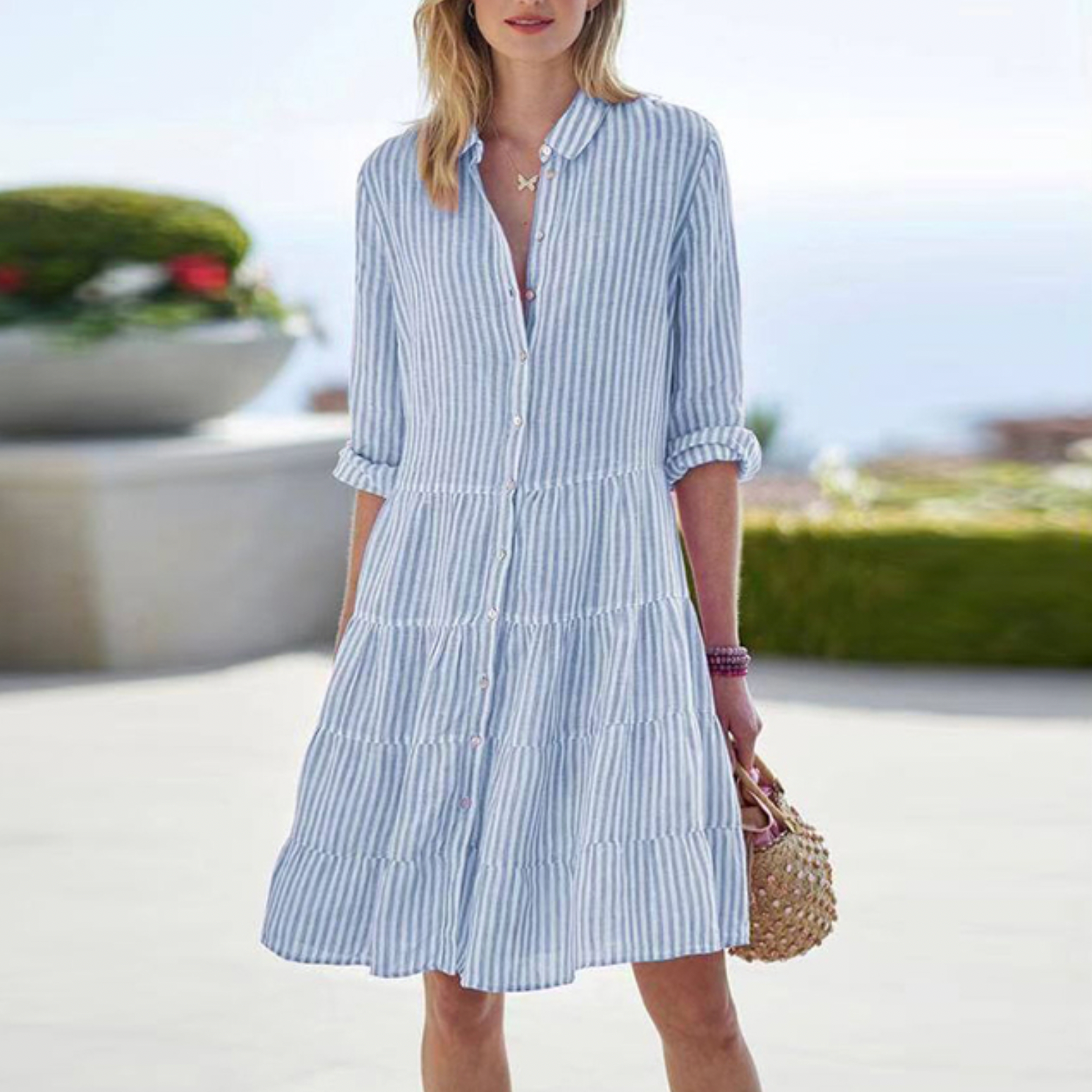Sara Elegante Gestreifte Midi-Kleid mit Knöpfen