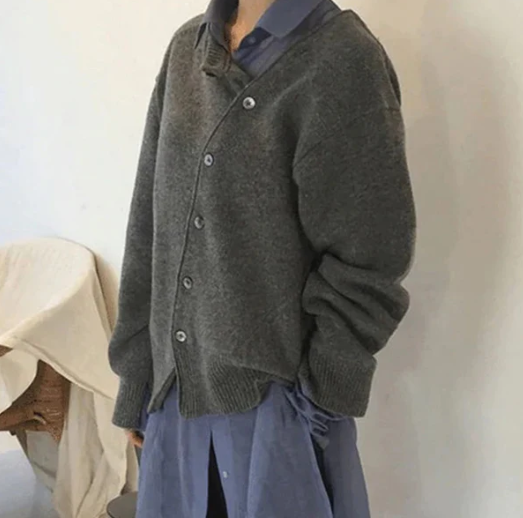 Asymmetrischer Cardigan mit Knöpfen Faith