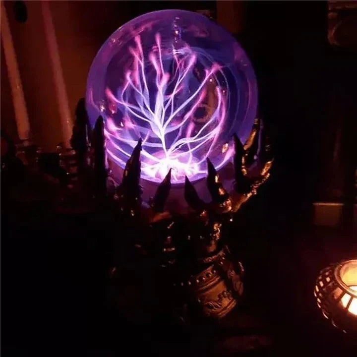 DarkEnergy - Mystische Kugel Lampe mit gotischer Hand