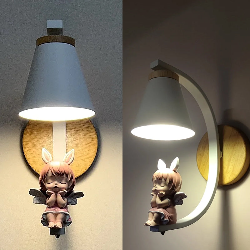LumiAura – Stilvolle Wandhängende Schlafzimmertuete