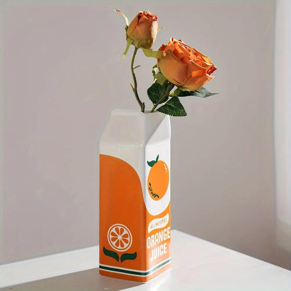 PlayfulBlooms - Appelsinjuice Karton-inspirierte Vase