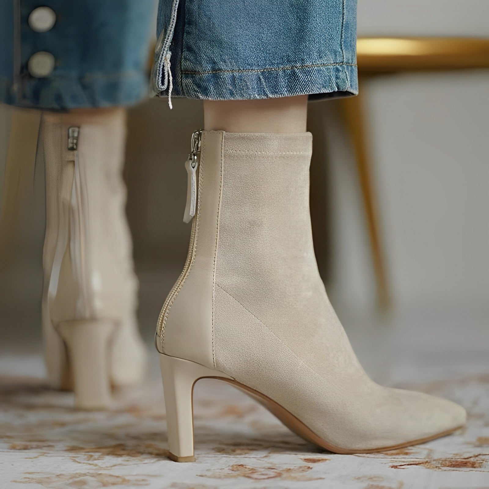 Freja Stilvolle Spitzstiefel mit Hohem Absatz und Reißverschluss