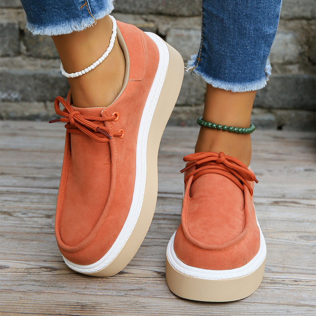StrideUp – Schnürschuhe mit klobiger Plattformsohle