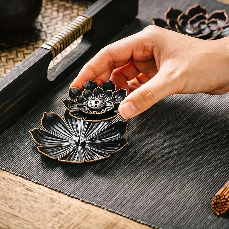 HarmonyGlow Lotus Räucherstäbchenhalter