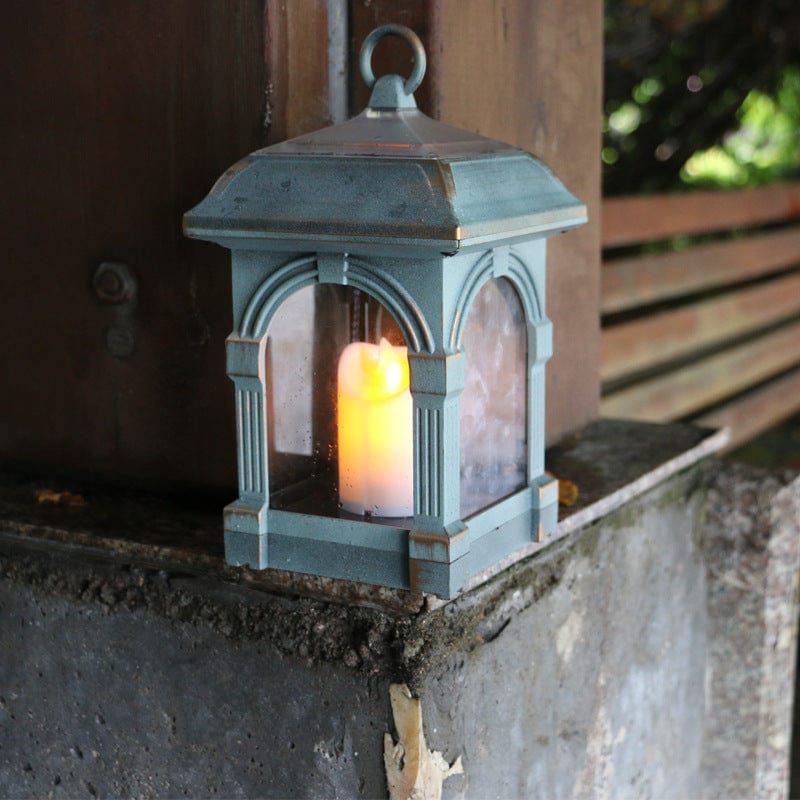 LumiSol – Vintage-inspirierte solarbetriebene Outdoor-Laterne für den Garten