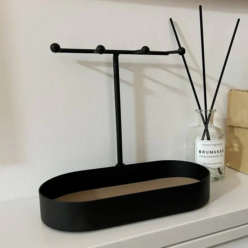 EleganceTray – Stilvolle dekorative Tabletts mit vertikalem Ständer und Haken