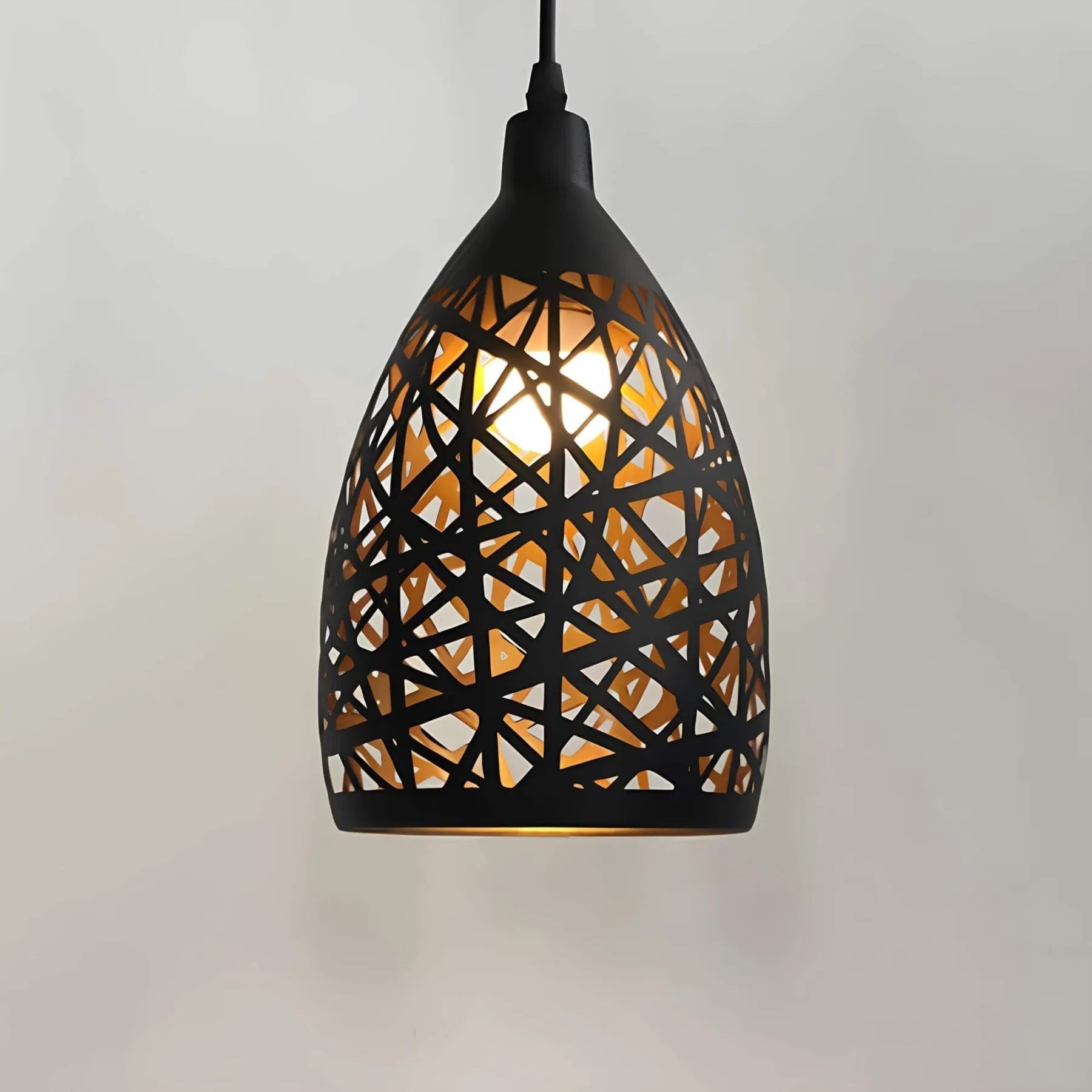 StålLume Industrielle Deckenlampe – Rauer Eleganz für moderne Einrichtung