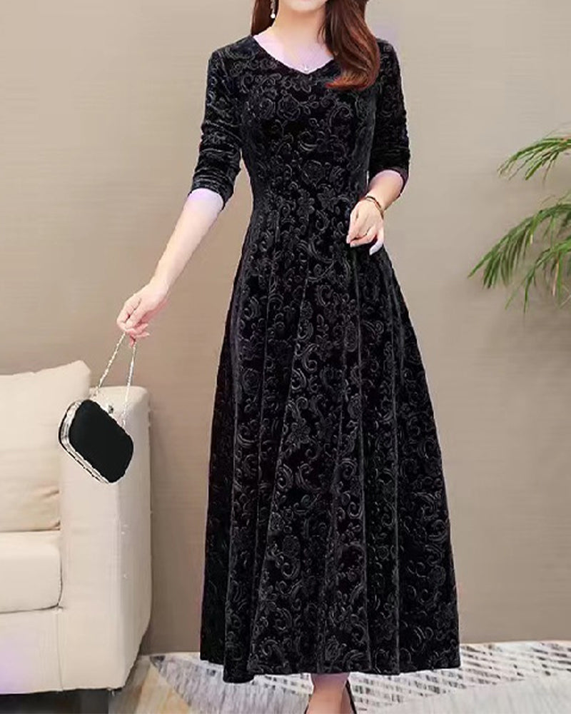 Isabella Elegante Midi-Kleid aus Weichem Samt – Sofistiziert und Zeitlos