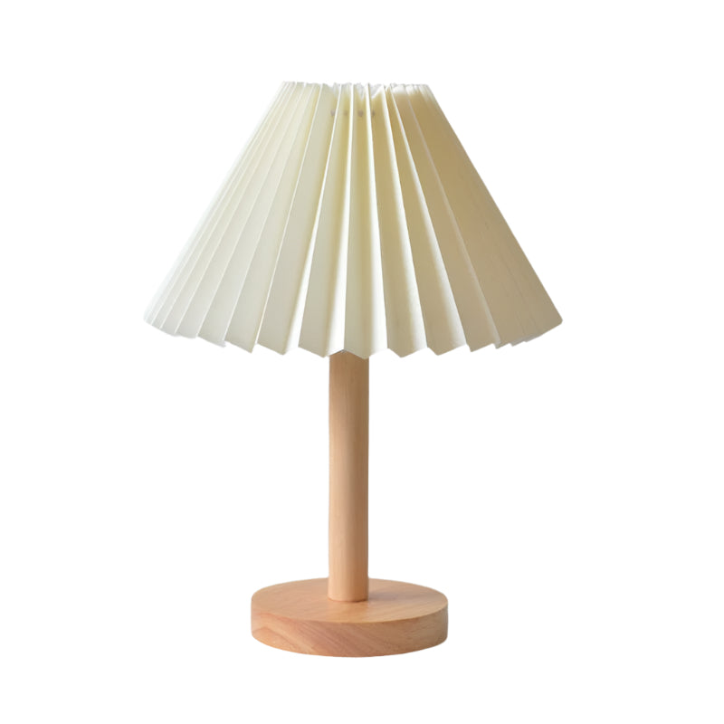 NordicEase plisségesteckte Tischlampe – Skandinavisches Design mit natürlicher Note