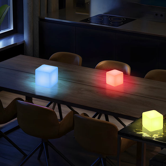 FlexiGlow – Elegante LED-Lampe