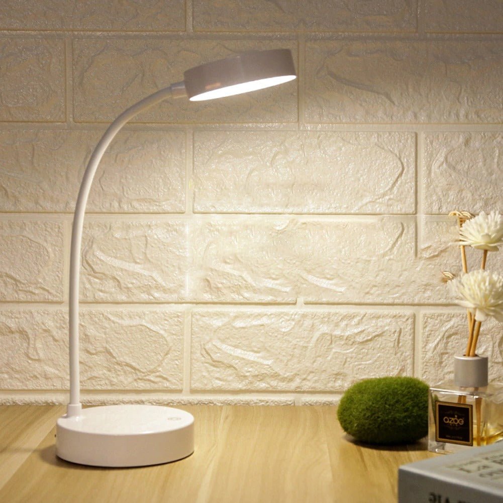 LumiFlex Verstellbare LED Tischlampe – Perfekte Balance zwischen Stil und Funktionalität