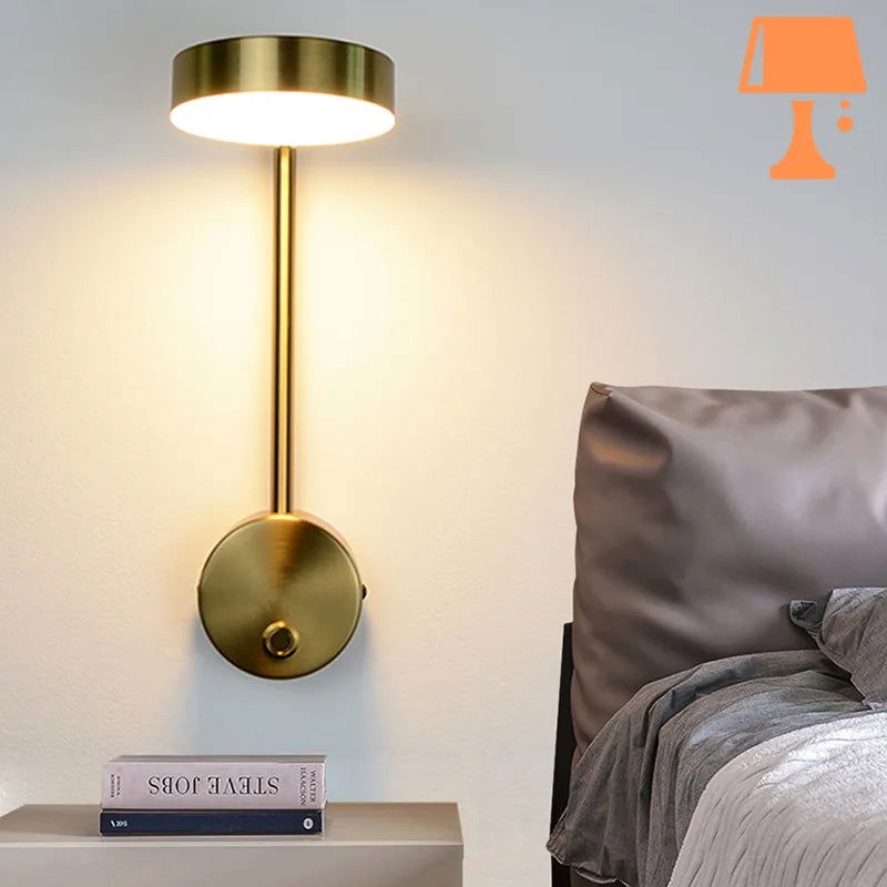 LumaFlex Guld LED Wandleuchte – Elegantes Design mit 360° drehbarem Kopf