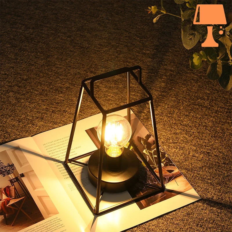 LumiFrame Geometrische Lampe – Modernes Design mit Schwebender LED-Glühbirne