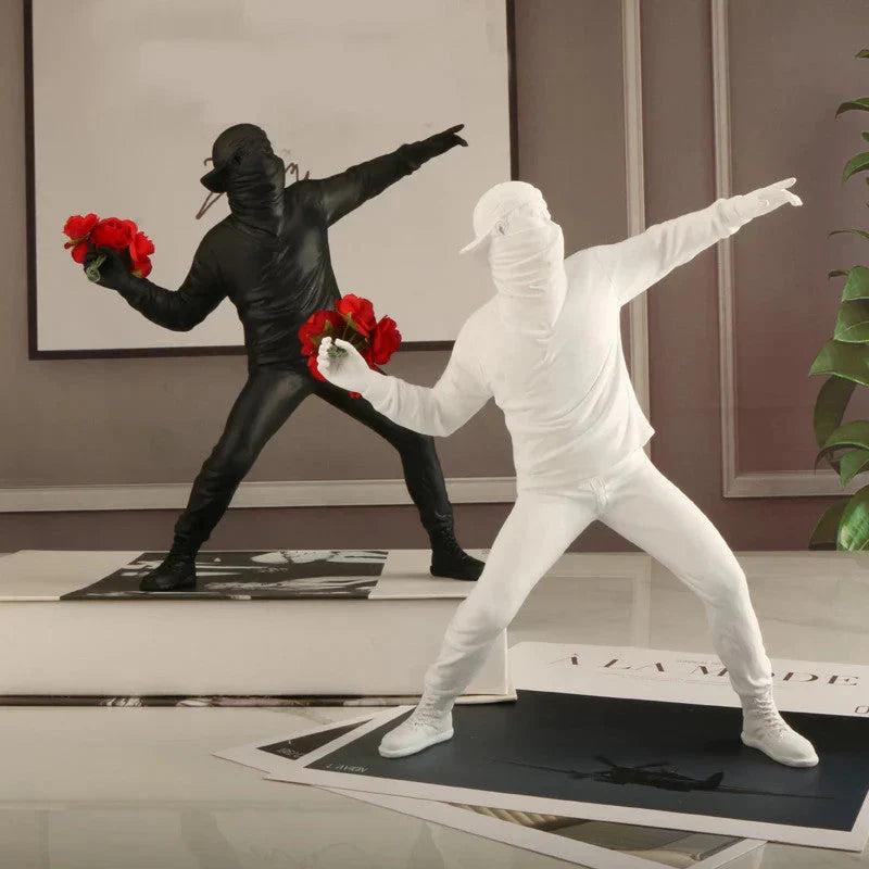 BloomThrower Moderne Blumenwerfer Statue