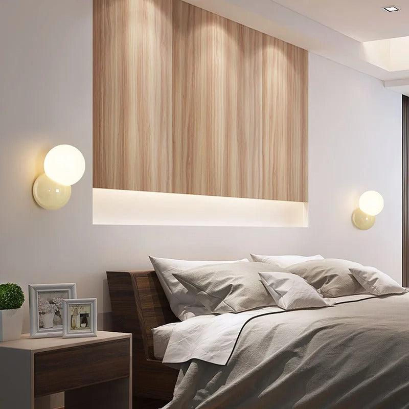 LumiGlow - Warme und moderne Wandleuchte