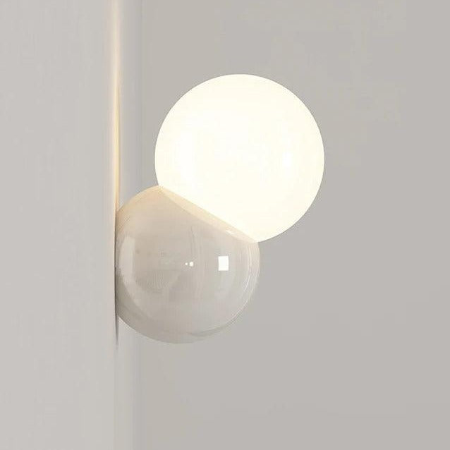 LumiGlow - Warme und moderne Wandleuchte
