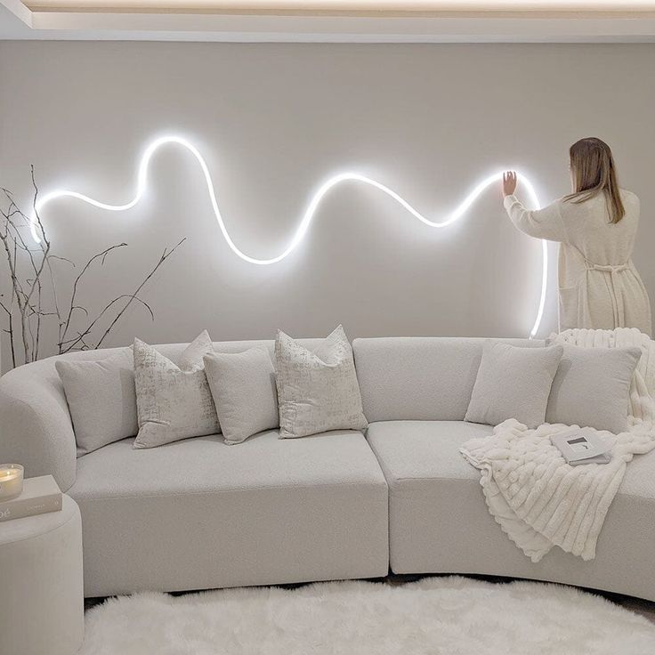 GlowAura Elegante LED-Lampe für die ultimative Wohnkultur