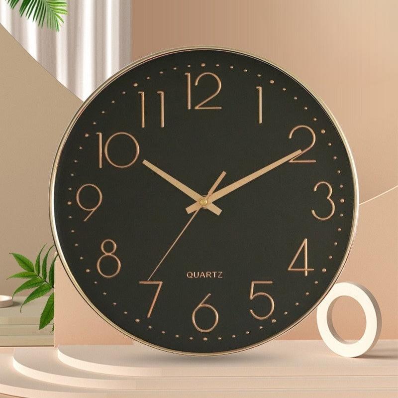 EclipseTime – Modernes Wanduhr mit schwarzem Ziffernblatt und roségoldenen Akzenten