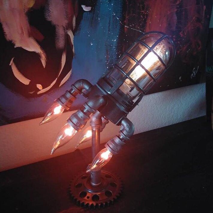 Steampunk-Raketlampe