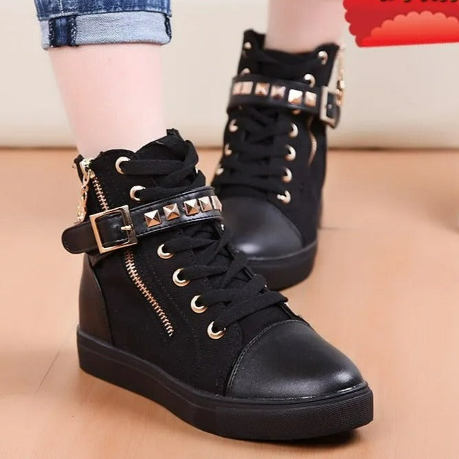 Sienna Allwetterstiefel mit Schnallen