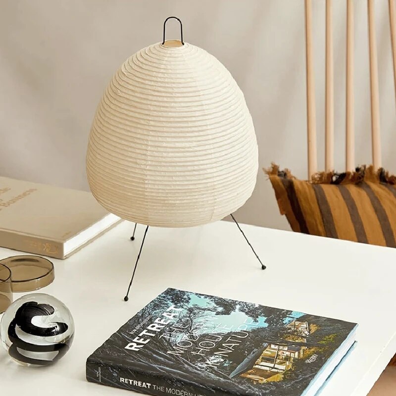 AmbientGlow - moderne Mid-Century Rispapirbordlampe