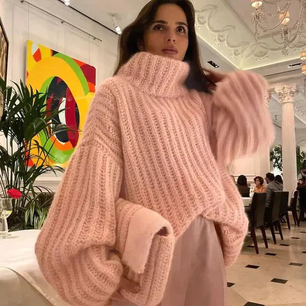Victoria - Warmer, flauschiger Pullover mit Rollkragen